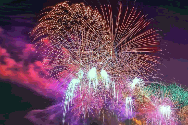 Профессиональная пиротехника ОПТОМ Комсомольск  | komsomolsk.salutsklad.ru